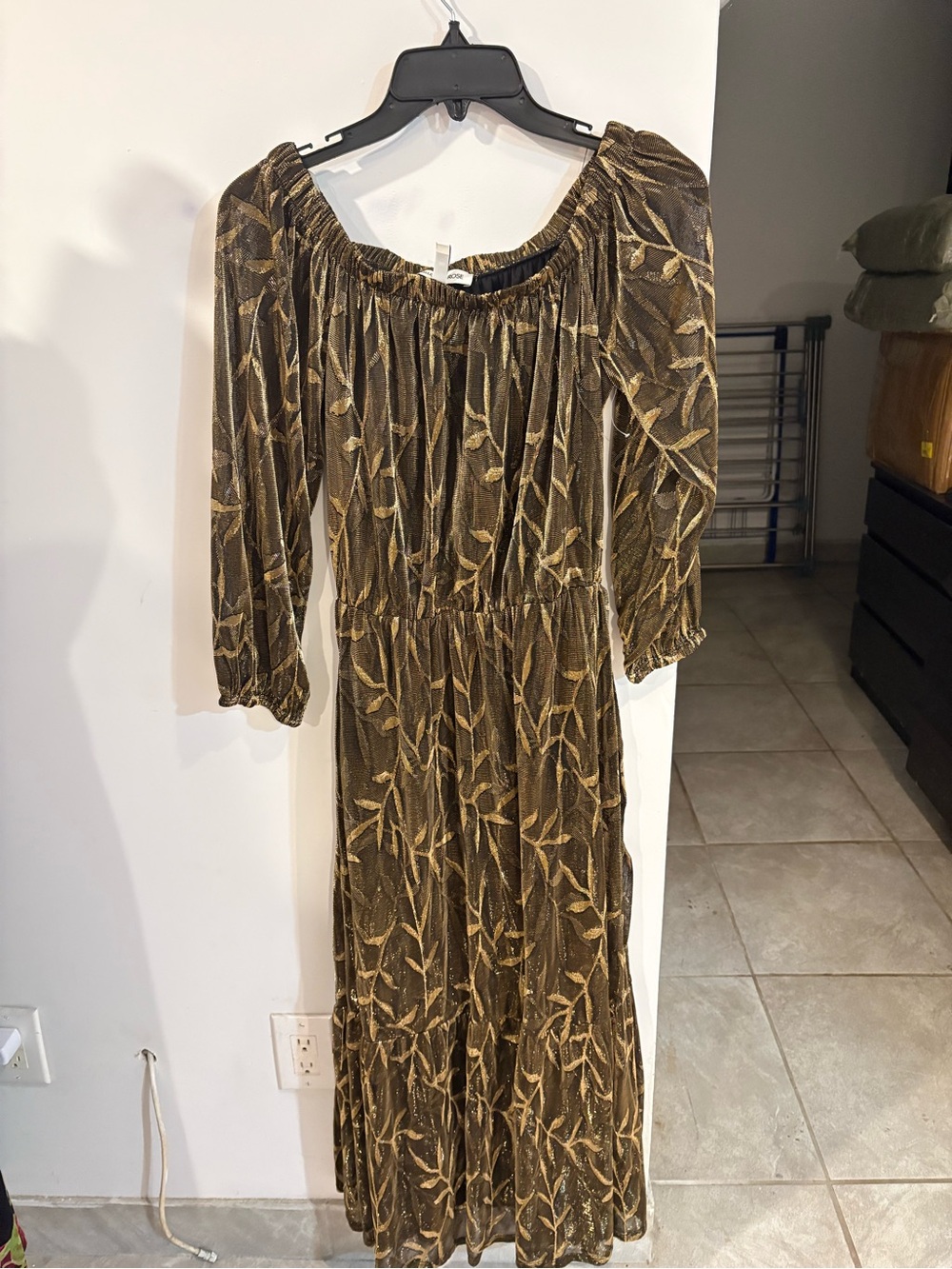 Olive Green Leaf-Print Maxi Dress with Elastic Waist